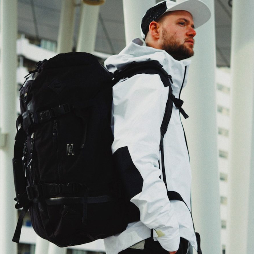 訳アリ未使用保管品 Belstaff バリスティックナイロンブルゾン 希少色 M EXCLUSIVE BALLISTIC NYLON - バリスティック ナイロン – AS2OV