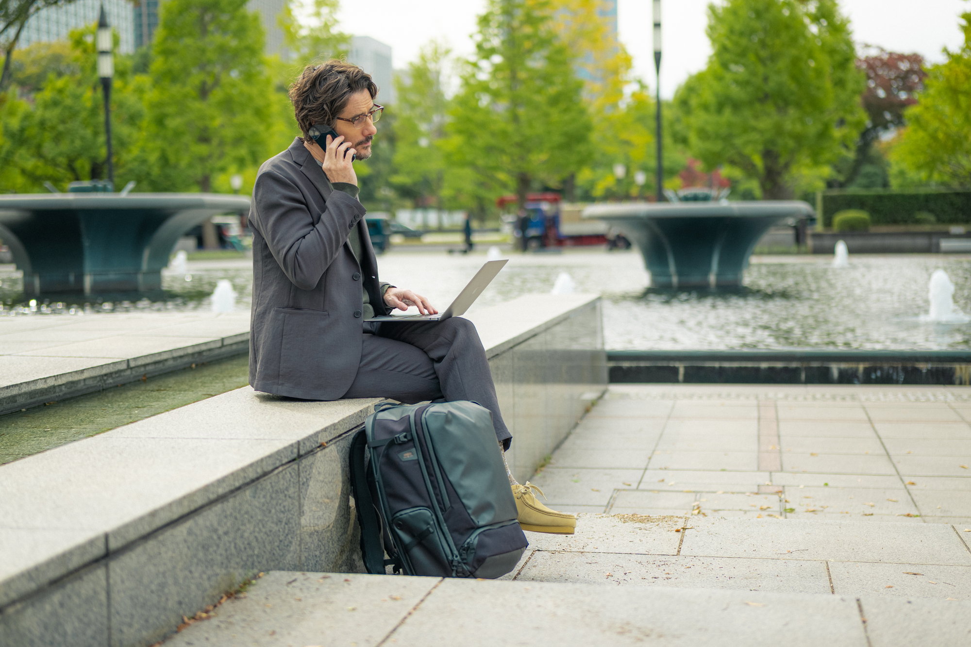 ビジネスバッグのシーン