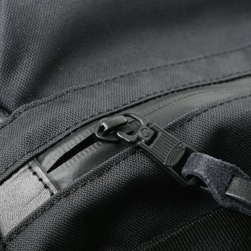 AS2OV (アッソブ) CORDURA DOBBY 305D ROUND ZIP BACK PACK BLACK