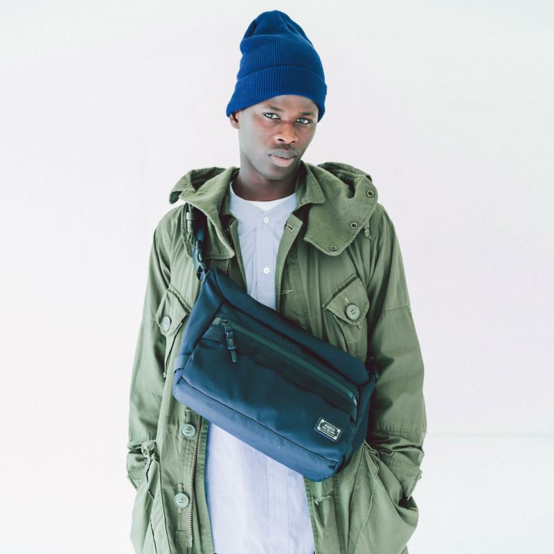 アクセサリー AS2OV CORDURA DOBBY 305D 2WAY BAG 061415 Cordura Dobby 305D 2-Way Bag (S) Black 061415-10 – Capsule
