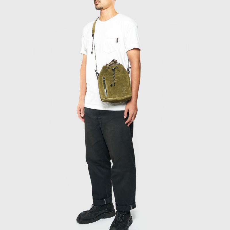 AS2OV (アッソブ) WATER PROOF SUEDE DRAWSTRING BAG 巾着 バッグ バッグ・ファッション| バッグ・アウトドア・キャンプ用品のUNBY  ONLINE STORE