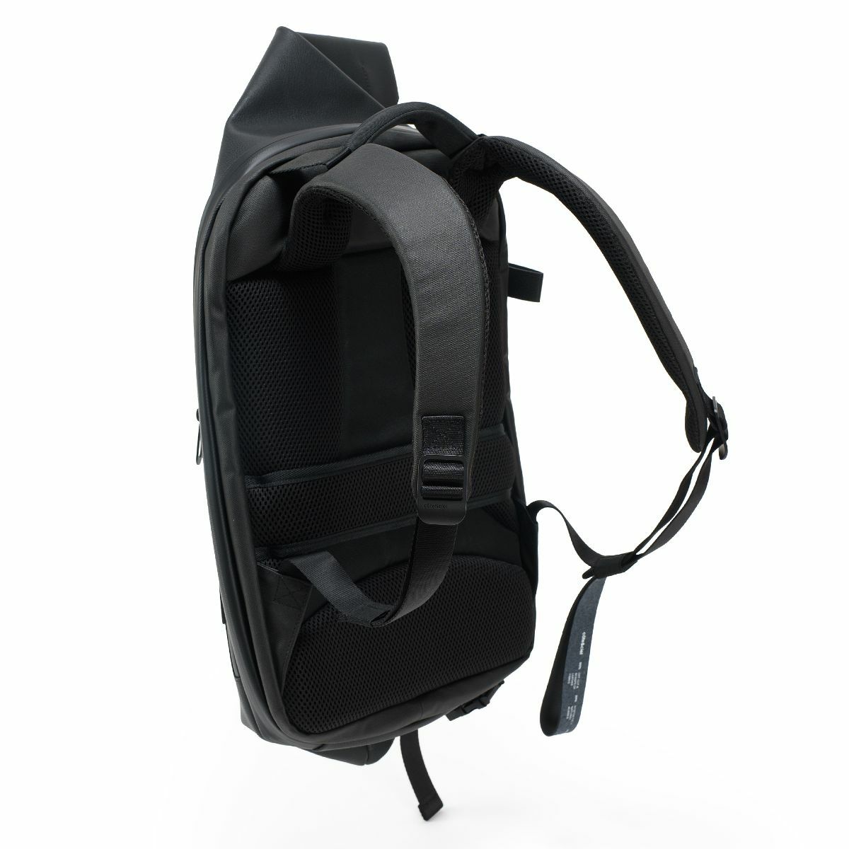 cote&ciel コートエシエルISAR M ALLURA RECYCLED LEATHER BLACK 