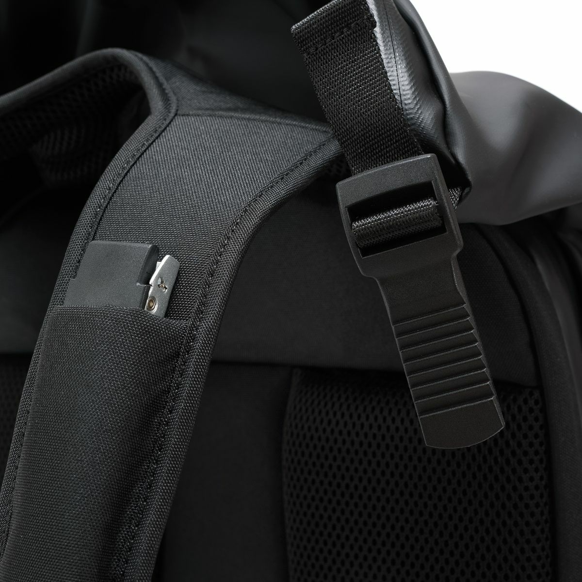 cote&ciel コートエシエルNILE S OBSIDIAN BLACK ナイル リュック 