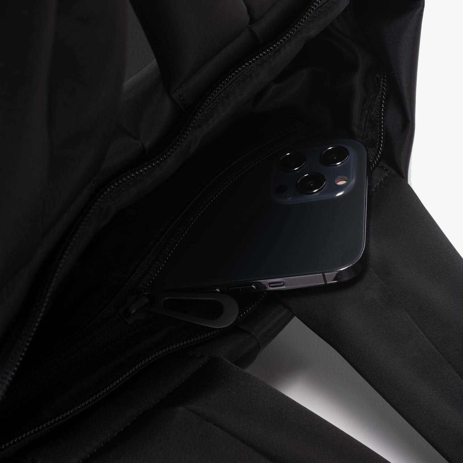 cote&ciel コートエシエル AMU MINI SLEEK BLACK トートバック