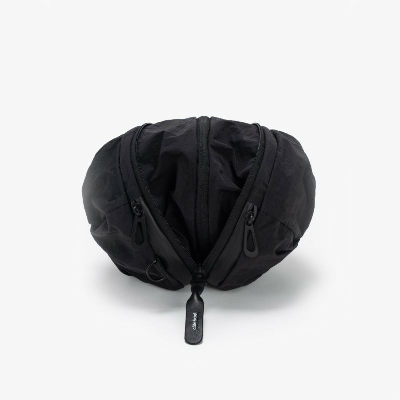 côte&ciel（コートエシエル）Vikos M Smooth Black côte&ciel | Vikos M Smooth Black Bag côte&ciel Official