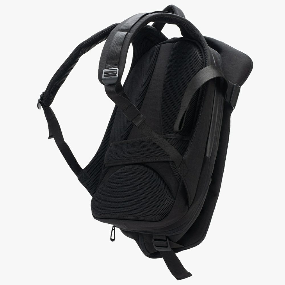 cote&ciel コートエシエルIsar M Round Carbon Black | バッグ| バッグ