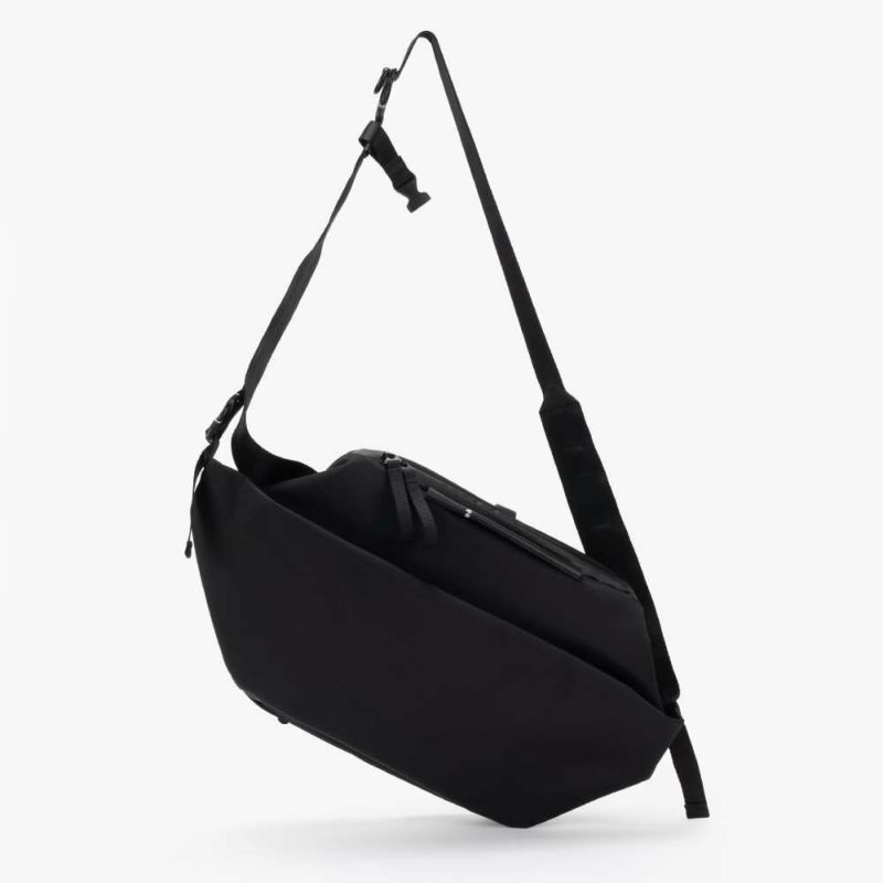 cote&ciel コートエシエルIsarau L Sleek Black | バッグ