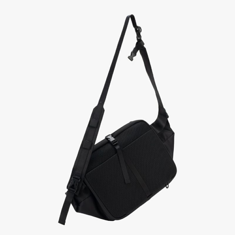 バッグ cote&ciel Isarau L sleek black cote&ciel - Isarau L Sleek Black - イザラウ L スリーク