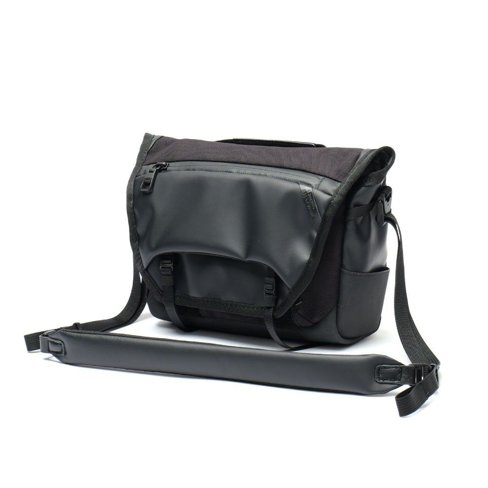 ショルダー サコッシュ | バッグ | バッグ・アウトドア・キャンプ用品